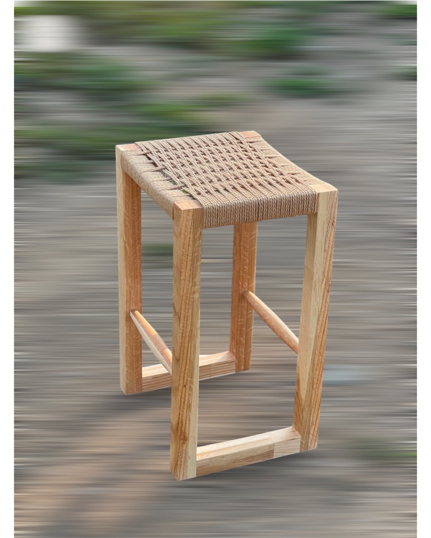 Ever counter stool