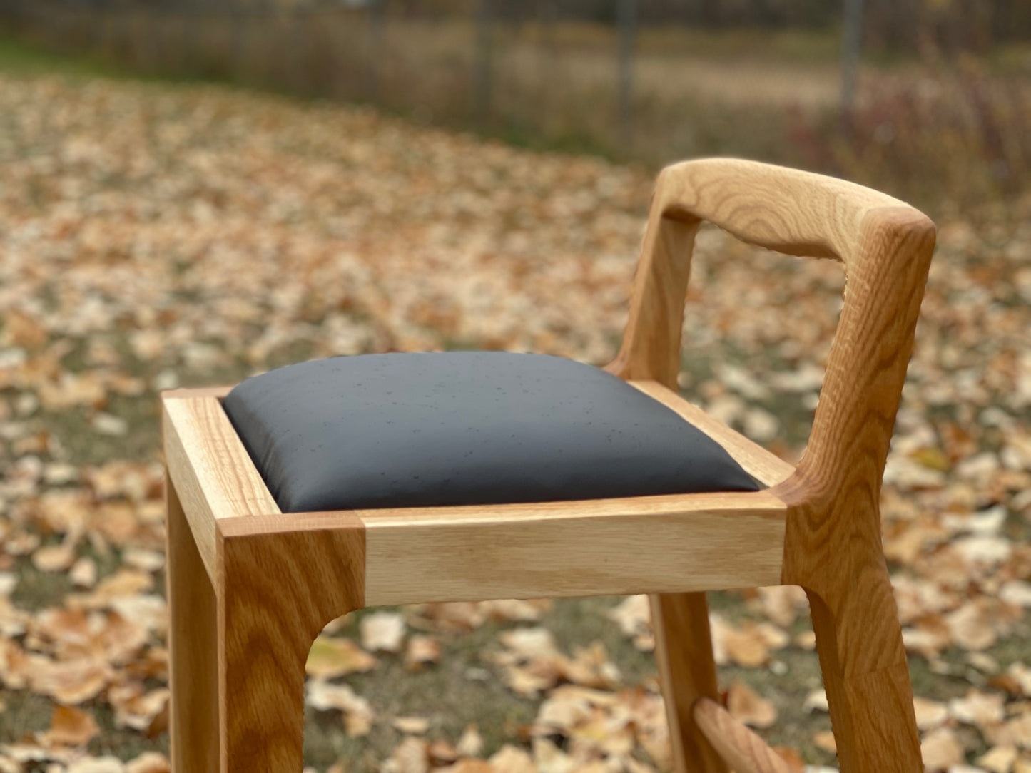 Stems counter stool